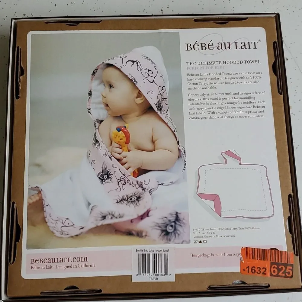Bebe au Lait baby hooded towel NEW *